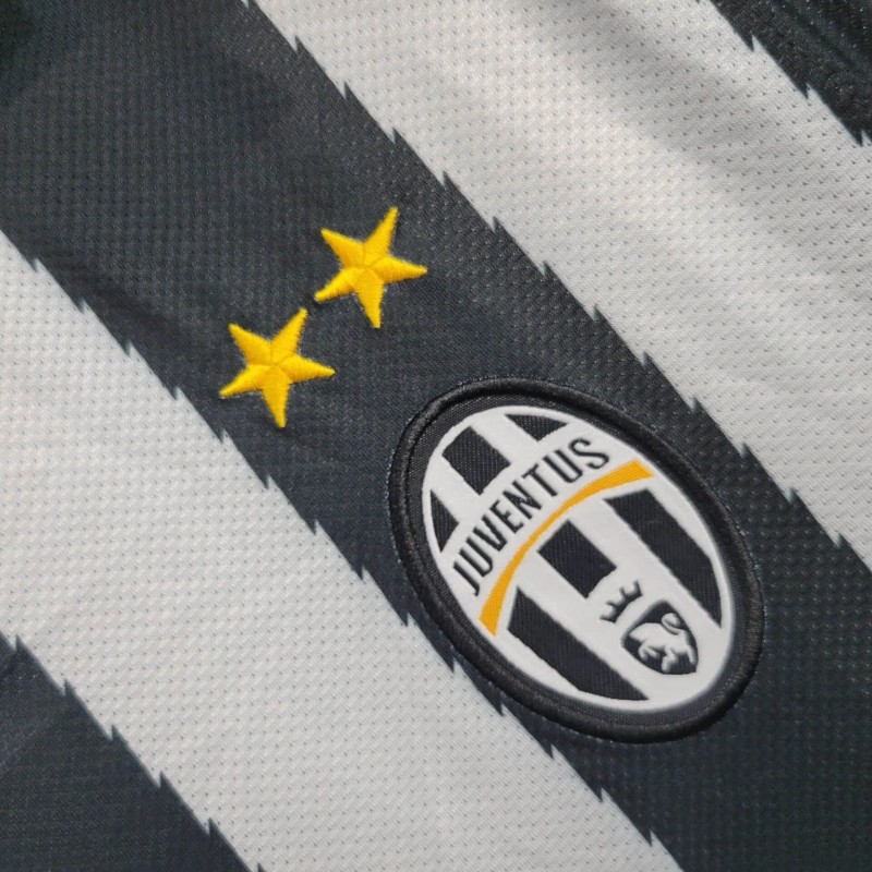 2010/11 Retro Juventus Home Jersey