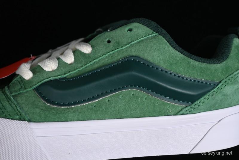 Vans Classics Knu Skool Retro Sneakers with Enlarged Toe and Thickened Tongue - VN0009QCLC2