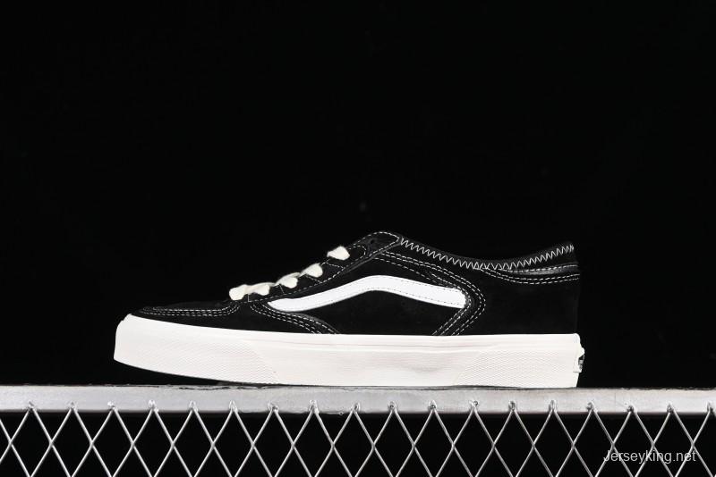 Vans Rowley Classics Retro Skate Shoes in Black - VN0009UWB04