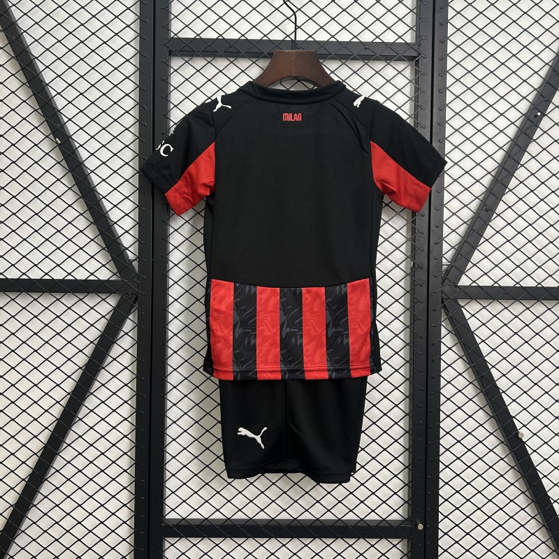 25/26 Kids AC Milan Home Size 16-28 Jersey