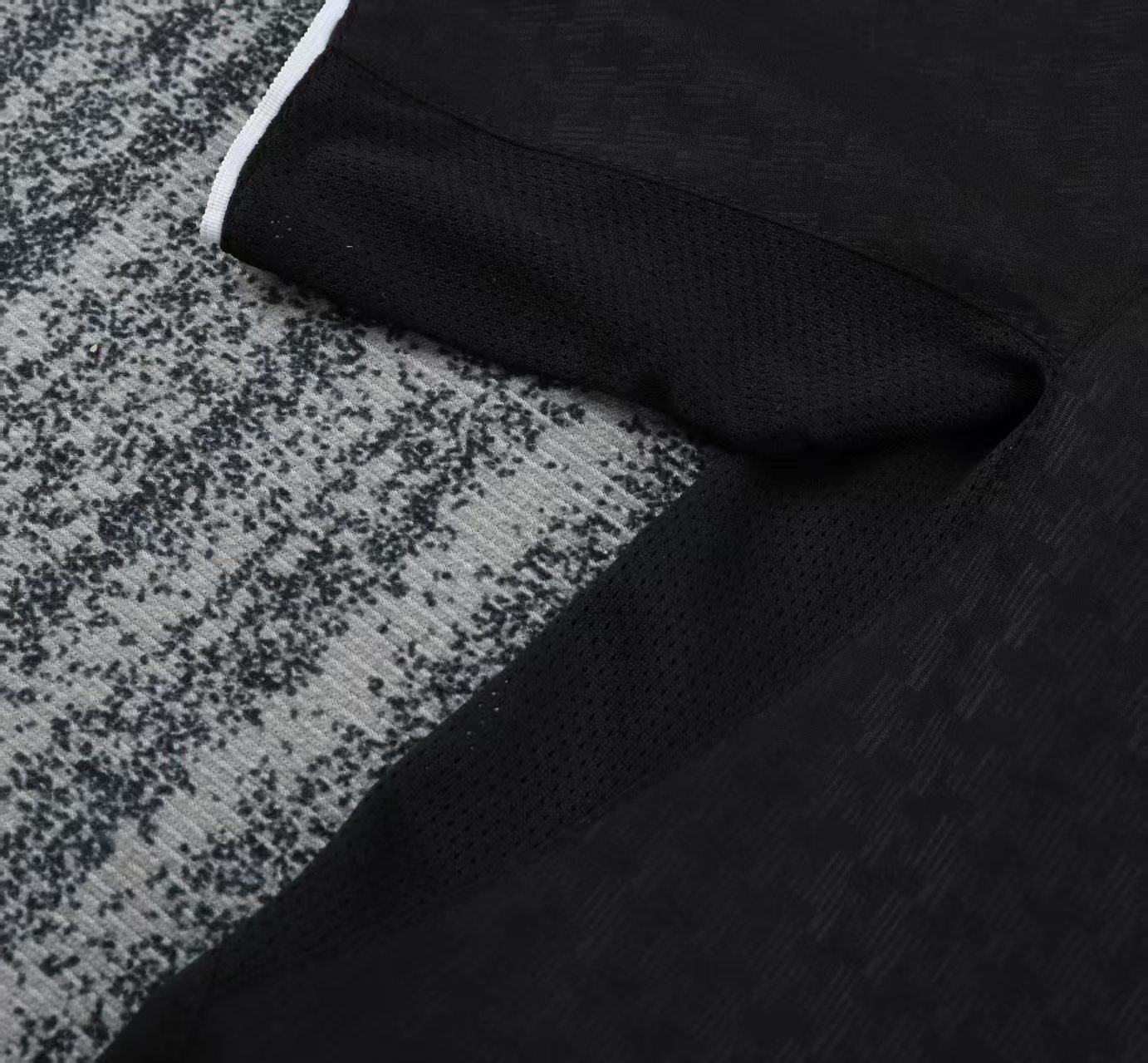 Retro Kids 03/04  Manchester United Away Jersey