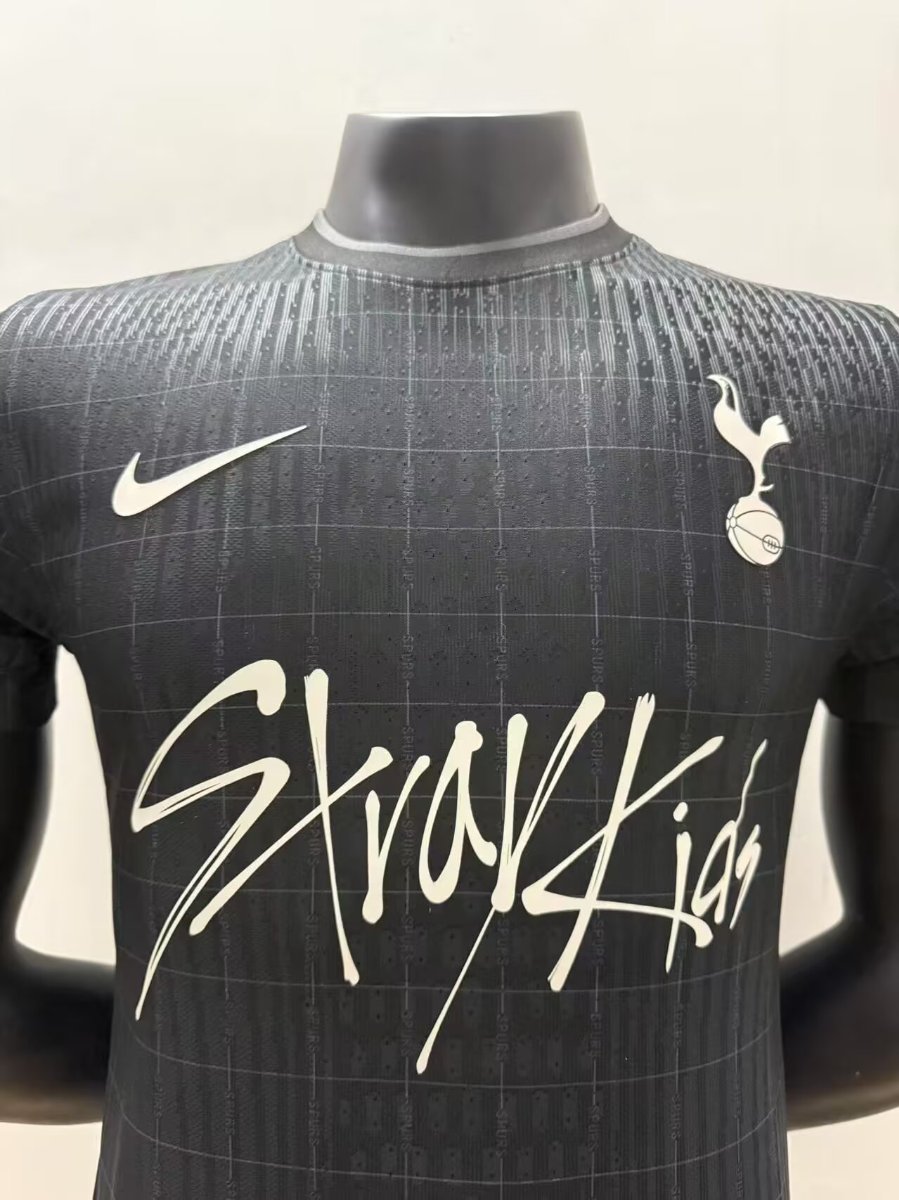 Player Version  25/26 Tottenham Hotspur X StrayKids Away Jersey